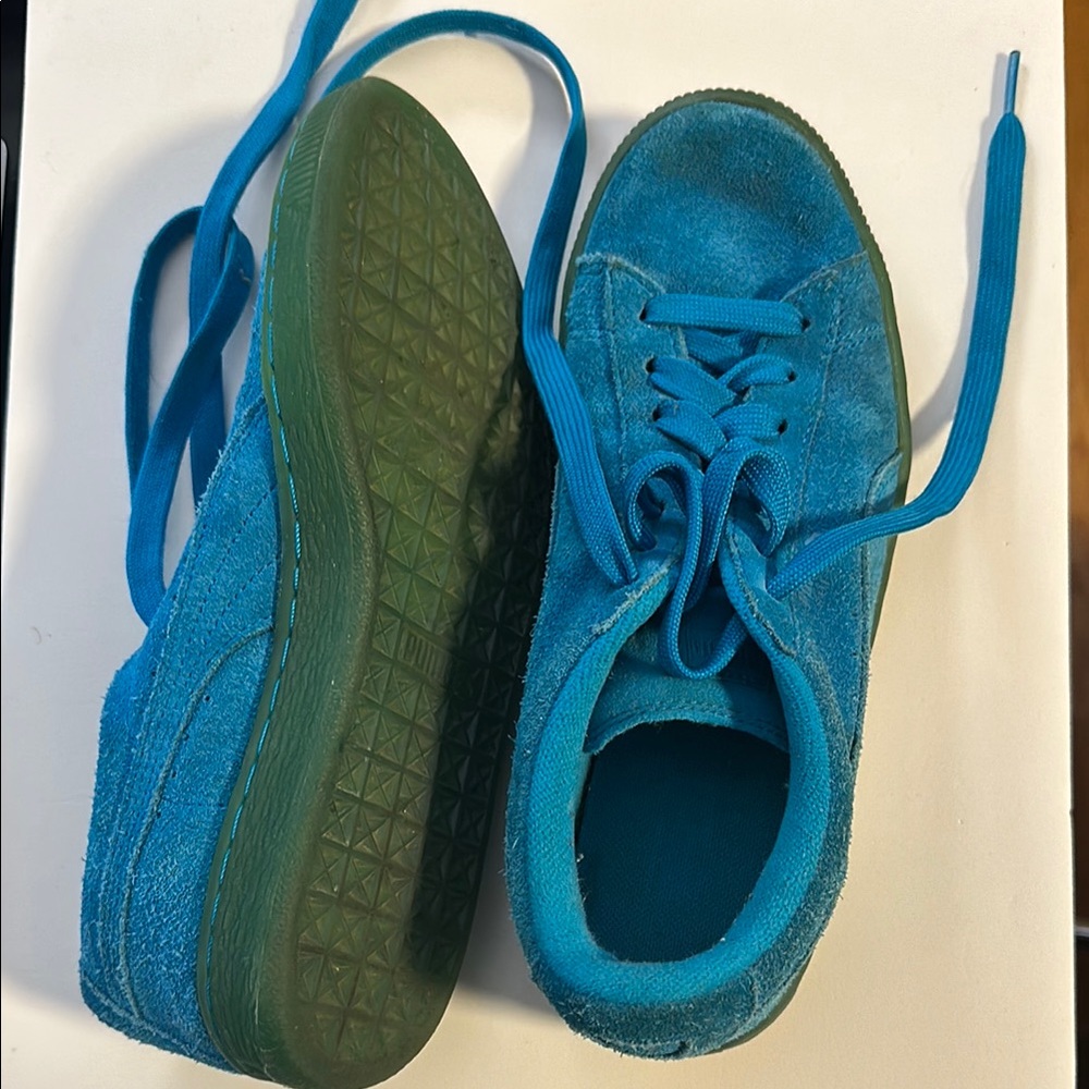 Puma Classic Suede Sneakers – Blue, Kids 6.5C
